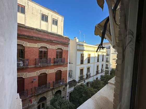 Foto 1 de Venta de piso en Sta. Marina - San Andrés - San Pablo - San Lorenzo de 2 habitaciones con aire acondicionado y calefacción