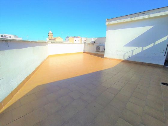 Foto 1 de Casa adossada en venda a Villa del Río de 2 habitacions amb terrassa i balcó