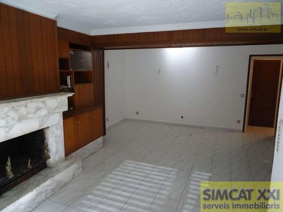 Foto 2 de Casa en venda a Castelló d'Empúries poble de 7 habitacions amb terrassa i garatge