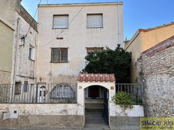 Foto 1 de Casa en venta en Fortià de 5 habitaciones con terraza