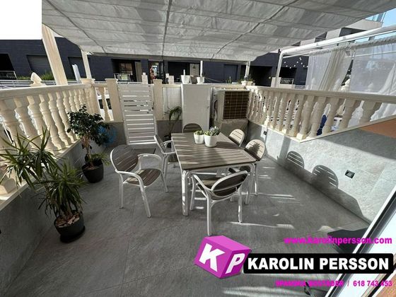 Foto 1 de Dúplex en venda a Torrelamata - La Mata de 2 habitacions amb terrassa i piscina