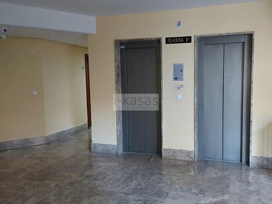 Foto 2 de Oficina en venda a Centro - Jerez de la Frontera amb garatge i ascensor