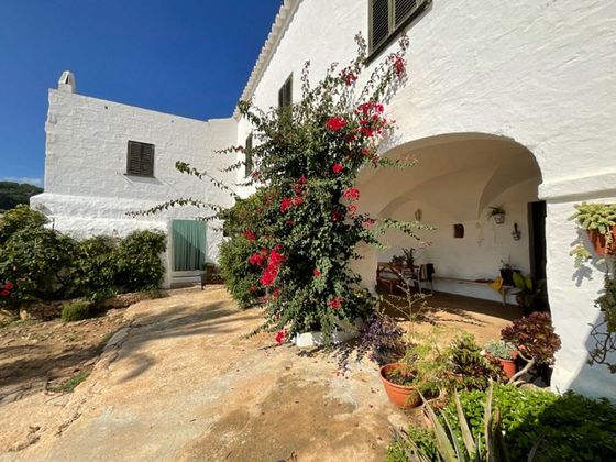 Foto 1 de Casa rural en venta en Cala Morell de 8 habitaciones con terraza y garaje