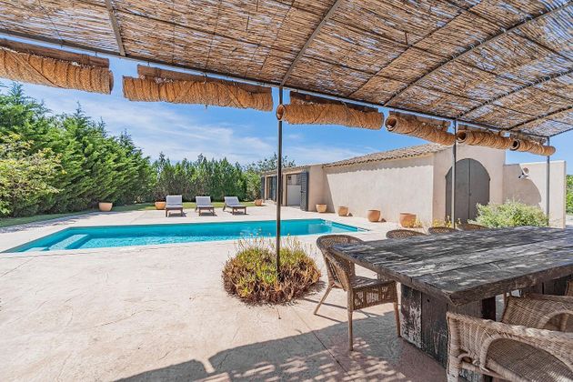 Foto 2 de Venta de casa rural en Santanyí de 4 habitaciones con piscina y jardín