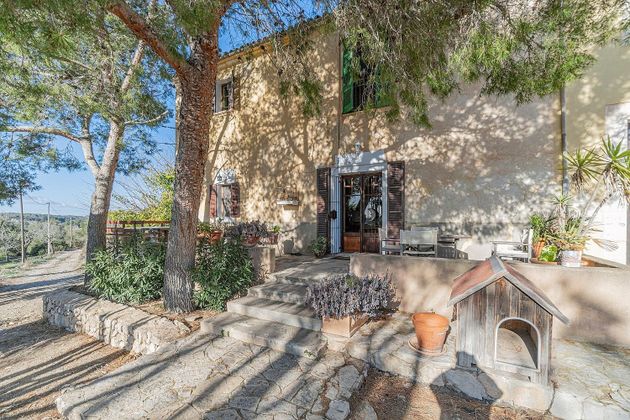 Foto 1 de Casa rural en venta en Sant Joan de 3 habitaciones con piscina y garaje