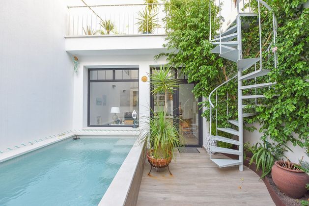 Foto 2 de Casa en venta en L'Eixample de 4 habitaciones con terraza y piscina