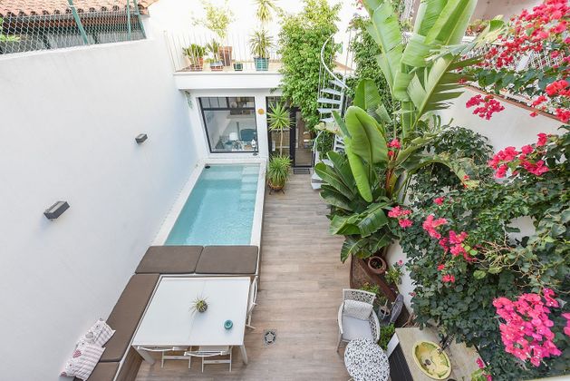 Foto 1 de Casa en venda a L'Eixample de 4 habitacions amb terrassa i piscina