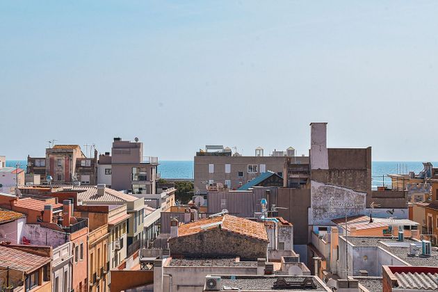 Foto 2 de Pis en venda a Centre - Sant Feliu de Guíxols de 2 habitacions amb terrassa i balcó