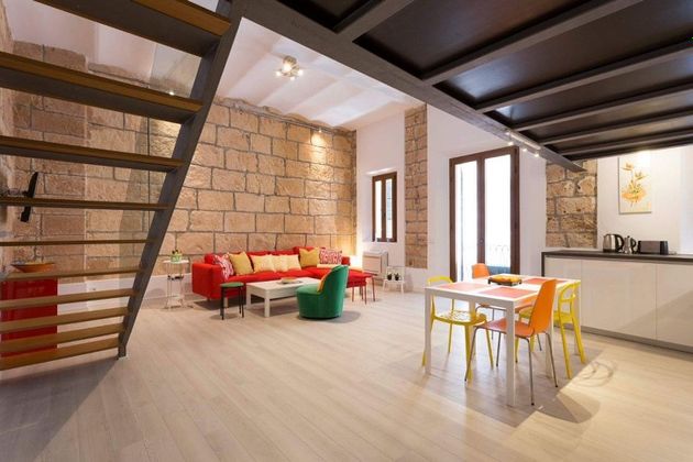 Foto 1 de Estudio en alquiler en La Llotja - Sant Jaume con terraza y aire acondicionado