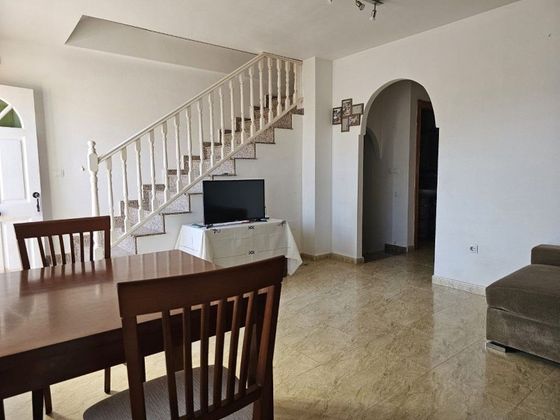 Foto 1 de Casa en venda a calle Del Corpus de 3 habitacions amb terrassa i balcó