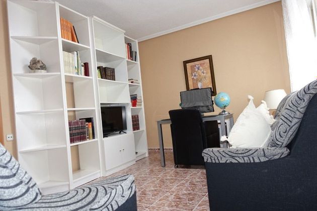 Foto 1 de Pis en venda a calle Andrés Cegarra de 5 habitacions i 183 m²