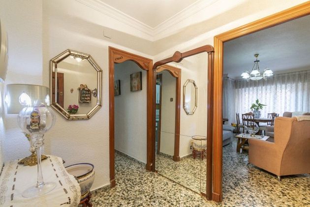 Foto 2 de Pis en venda a calle Tierno Galván de 3 habitacions amb balcó i aire acondicionat