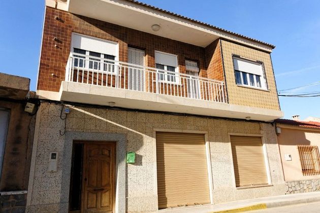 Foto 1 de Piso en venta en La Aljorra de 3 habitaciones con terraza y balcón