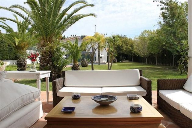 Foto 2 de Xalet en venda a Guadalmina de 5 habitacions amb terrassa i piscina