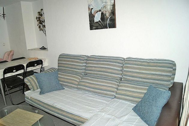 Foto 1 de Piso en venta en avenida Roentgen de 2 habitaciones con piscina y muebles