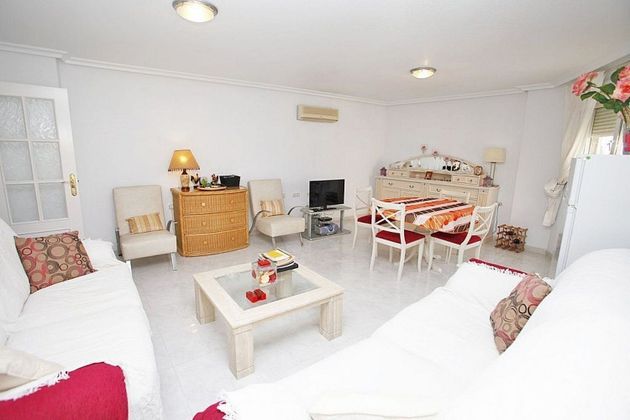 Foto 2 de Pis en venda a calle La Marquesa de 3 habitacions amb mobles i aire acondicionat