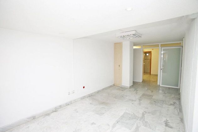 Foto 2 de Oficina en lloguer a calle Marqués de Molins amb aire acondicionat