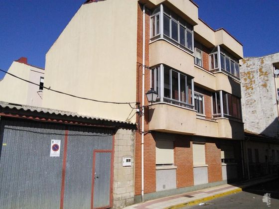 Foto 1 de Pis en venda a Valverde de la Virgen de 3 habitacions amb terrassa i garatge