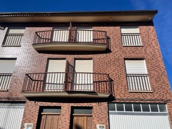 Foto 1 de Casa en venda a Villar de Torre de 7 habitacions i 200 m²