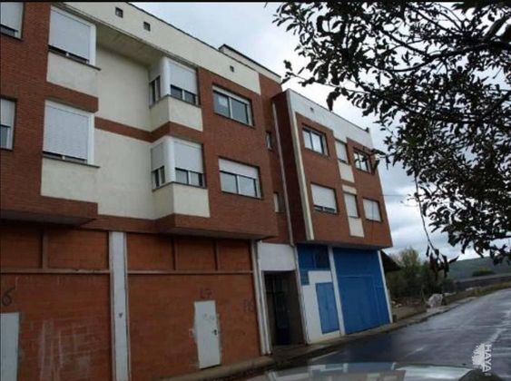Foto 1 de Venta de piso en Santa Colomba de Curueño de 3 habitaciones y 90 m²