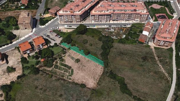 Foto 2 de Venta de terreno en Lardero de 360 m²