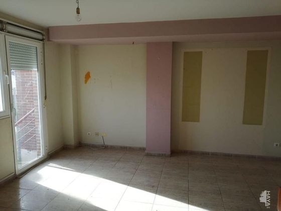 Foto 1 de Xalet en venda a Villasabariego de 3 habitacions i 181 m²