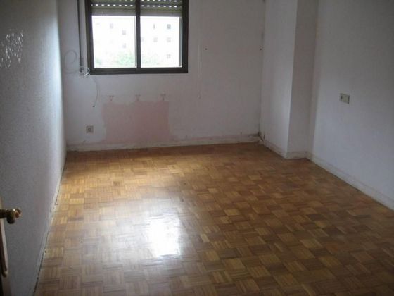 Foto 2 de Venta de piso en Villamediana de Iregua de 4 habitaciones y 125 m²