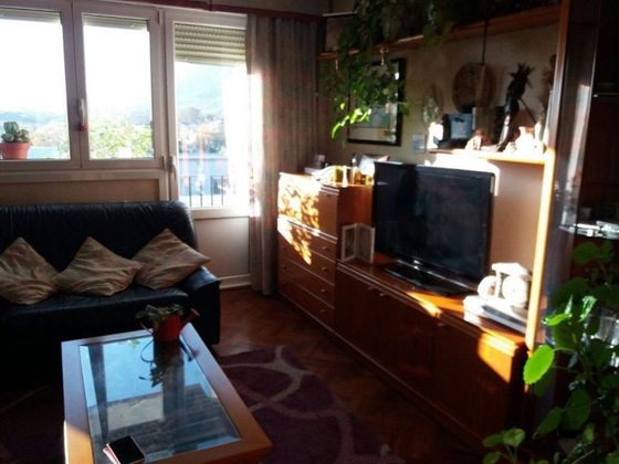 Foto 1 de Piso en venta en Pinar - Anaka - Belaskoenea de 4 habitaciones con balcón y calefacción