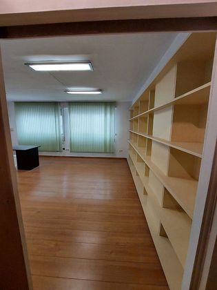 Foto 2 de Oficina en venta en Ensanche - Diputación con aire acondicionado y ascensor