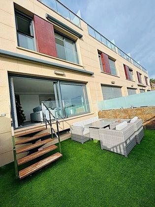Foto 2 de Casa en venta en Pueblo Español-Coveta Fumá de 3 habitaciones con terraza y piscina