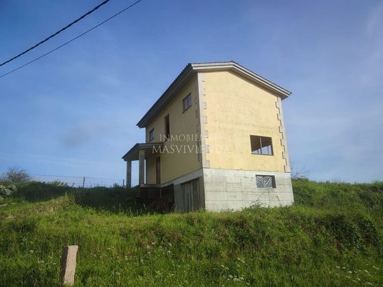 Foto 2 de Casa en venda a Tomiño de 3 habitacions amb garatge i jardí