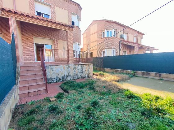 Foto 1 de Casa en venda a Villaluenga de la Sagra de 3 habitacions amb terrassa i garatge