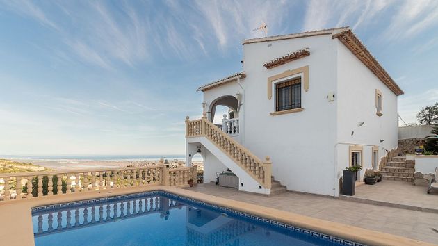 Foto 1 de Venta de casa en Ràfol d´Almúnia (El) de 3 habitaciones con terraza y piscina