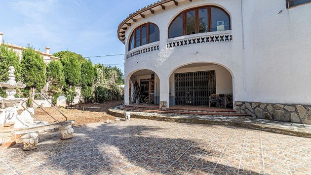 Foto 1 de Casa en lloguer a El Montgó de 3 habitacions amb terrassa i piscina