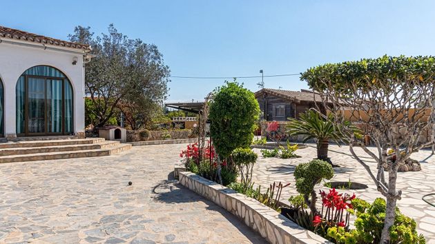 Foto 1 de Casa en venta en Oliva pueblo de 3 habitaciones con terraza y piscina
