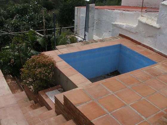 Foto 1 de Casa en venda a Cútar de 3 habitacions amb piscina i jardí