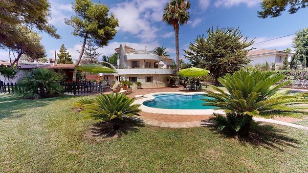 Foto 2 de Xalet en venda a Vistahermosa de 8 habitacions amb terrassa i piscina