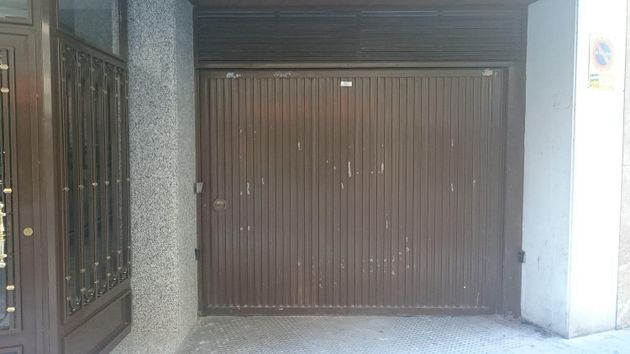 Foto 1 de Garaje en venta en Ensanche - Diputación de 32 m²