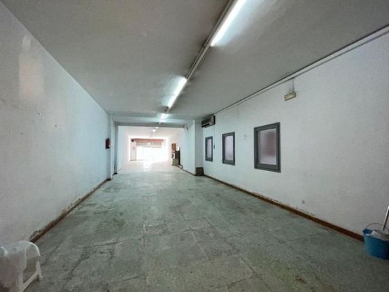 Foto 2 de Local en venta en Centre - Santa Coloma de Gramanet de 156 m²