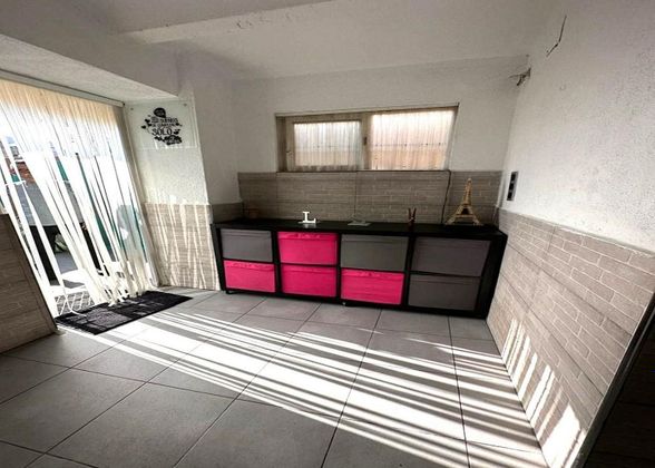 Foto 2 de Chalet en venta en Riera Alta - Llatí de 4 habitaciones con aire acondicionado