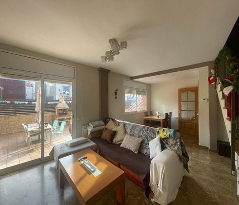 Foto 1 de Dúplex en venda a Santa Rosa - Can Mariner de 4 habitacions amb terrassa i balcó