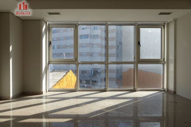 Foto 2 de Alquiler de oficina en Centro - Ourense con aire acondicionado y calefacción