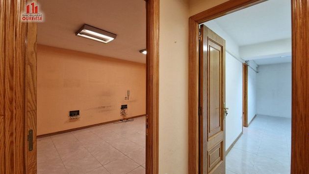 Foto 2 de Venta de oficina en Centro - Ourense con ascensor