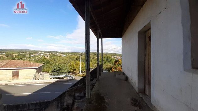 Foto 2 de Chalet en venta en San Cibrao das Viñas de 3 habitaciones con balcón