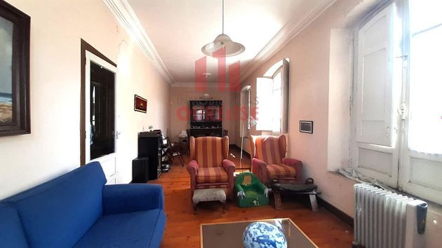 Foto 1 de Pis en venda a Ribadavia de 4 habitacions i 156 m²