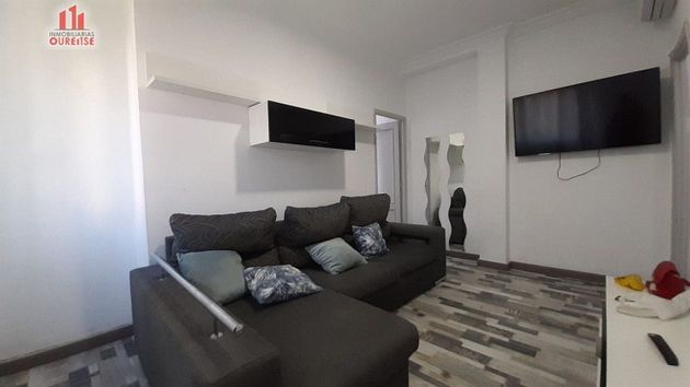 Foto 1 de Alquiler de piso en A Carballeira de 2 habitaciones con muebles y aire acondicionado