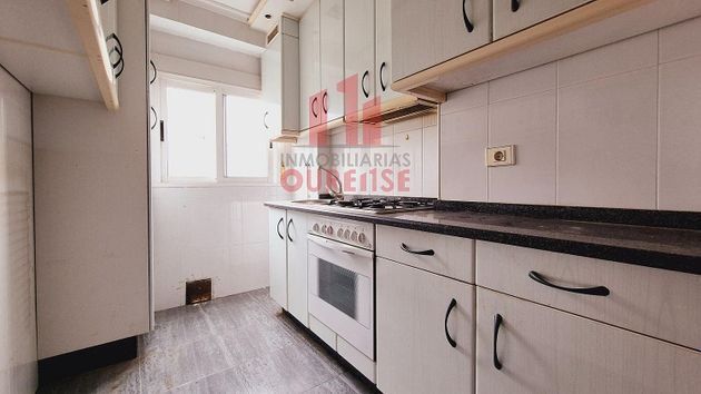 Foto 2 de Pis en venda a Xinzo de Limia de 3 habitacions i 66 m²