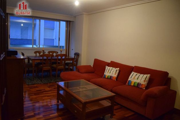 Foto 2 de Pis en lloguer a San Rosendo de 3 habitacions amb mobles i calefacció