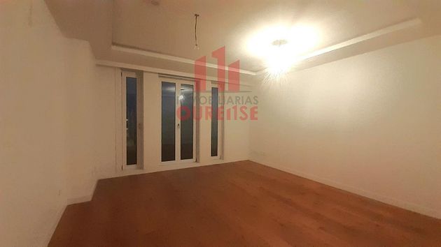 Foto 1 de Venta de piso en Centro - Ourense de 3 habitaciones con terraza y garaje