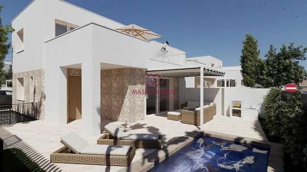 Foto 1 de Xalet en venda a El Fondo de les Neus-El Hondon de las Nieves de 3 habitacions amb terrassa i piscina
